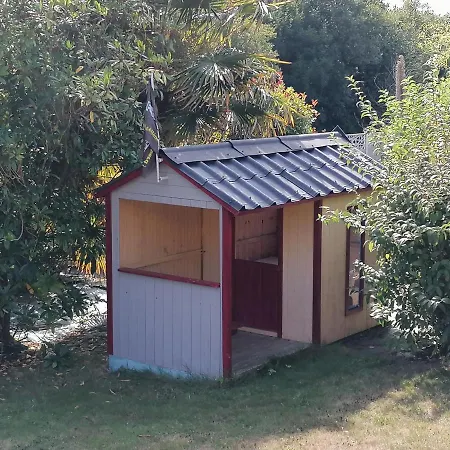 Bed & Breakfast Les Terrasses Du Ris 3*